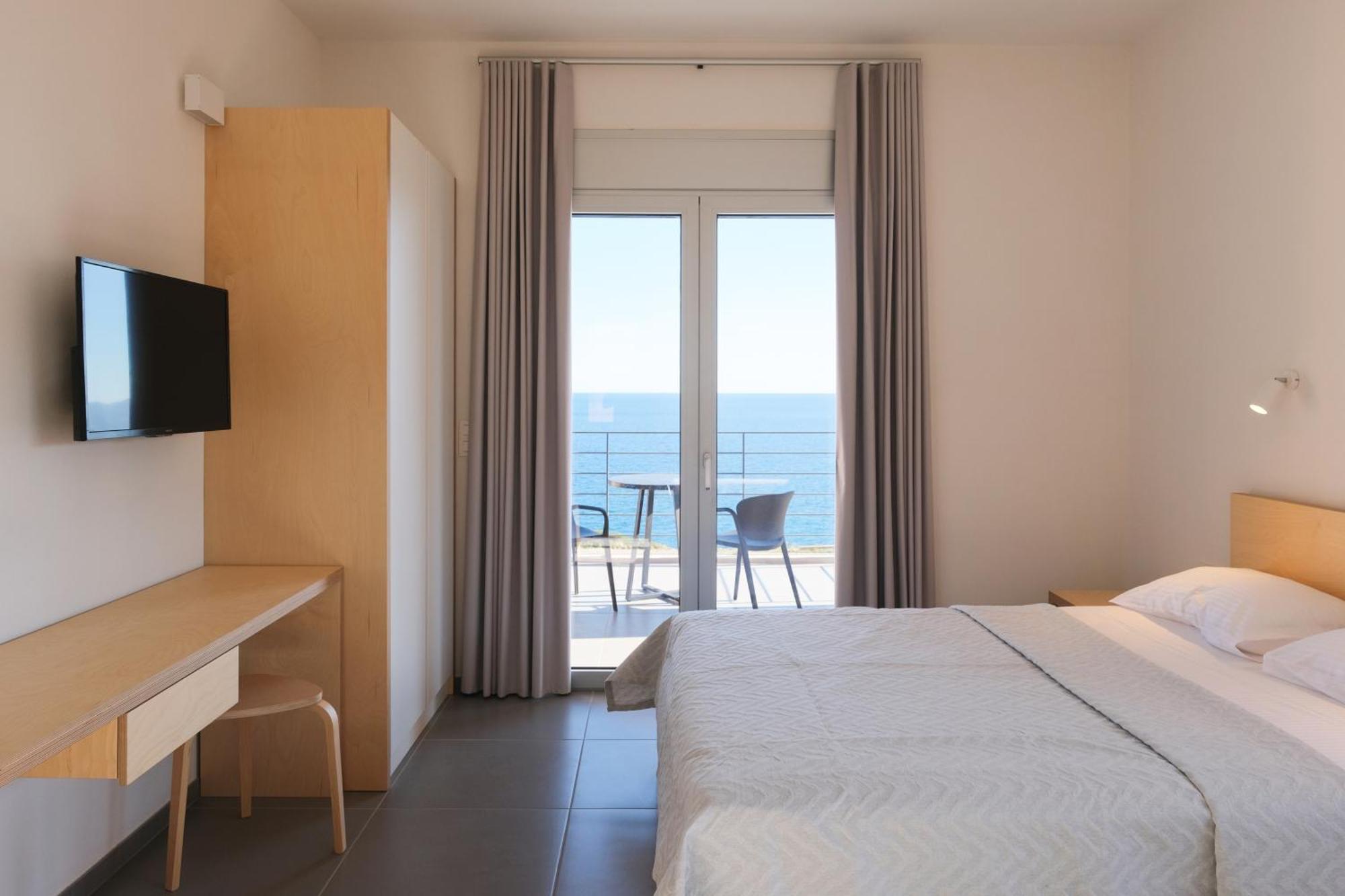 Pasithea Suites Monemvasía Zewnętrze zdjęcie